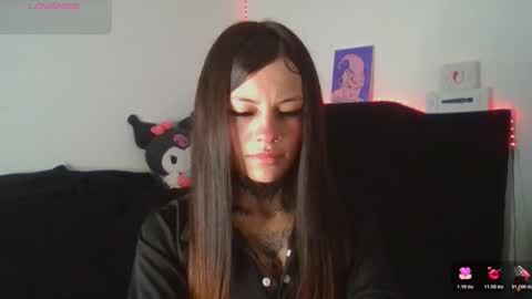 Tiffany and Bengie online show from December 14, 11:20 pm