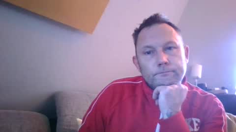 Snapshot of benizio_ chatting on December 23, 9:38 am benizio online show from December 23, 9:38 am