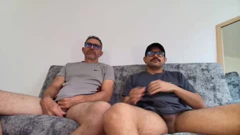 Snapshot of benjamin613999 chatting on January 10, 2:52 pm benjamin online show from January 10, 2:52 pm