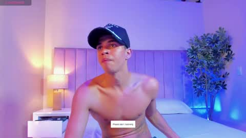 Snapshot of benjamin_more chatting on March 6, 1:58 am BENJAMIN online show from March 6, 1:58 am