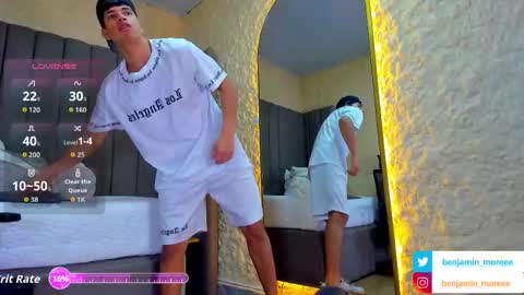 BENJAMIN online show from November 9, 6:50 pm