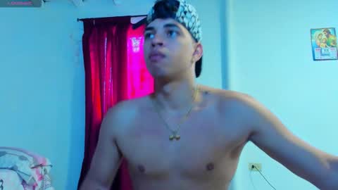 Snapshot of benjamin_more24 chatting on February 24, 3:10 pm benjamin more24 online show from February 24, 3:10 pm