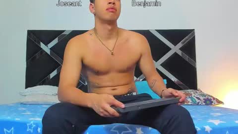 Snapshot of benjamin_more24 chatting on March 3, 4:18 am benjamin more24 online show from March 3, 4:18 am