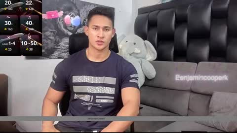 benjamincooperk online show from December 18, 6:41 am