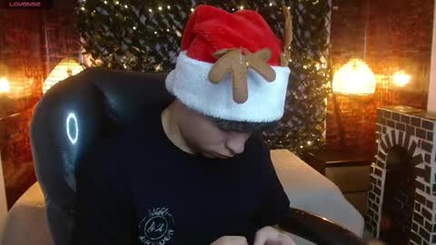 BENJAMIN online show from December 16, 1:42 am