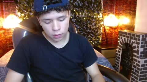 BENJAMIN online show from December 26, 7:38 pm
