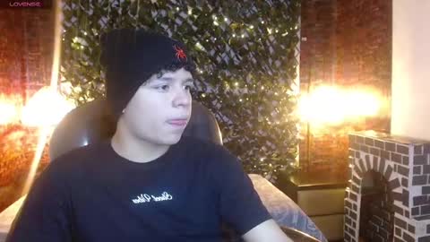 BENJAMIN online show from December 29, 7:43 pm