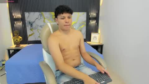 BENJAMIN online show from September 29, 8:13 pm