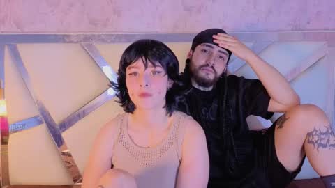 Snapshot of benny_and_mark chatting on February 14, 4:31 am Benny and Mark online show from February 14, 4:31 am