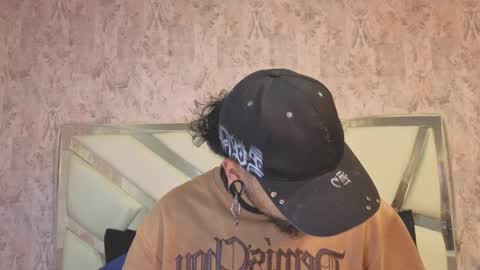 Benny and Mark online show from March 29, 4:12 am