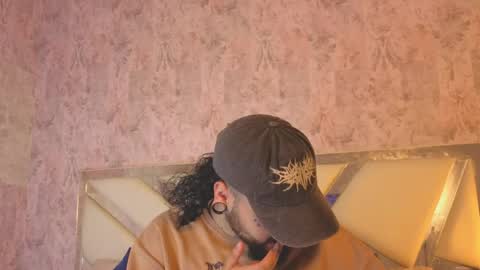 Benny and Mark online show from April 8, 3:17 am