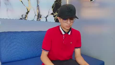 Benny online show from June 18, 9:52 pm