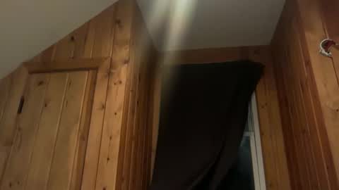 benny and innocentvixon online show from January 19, 5:00 am