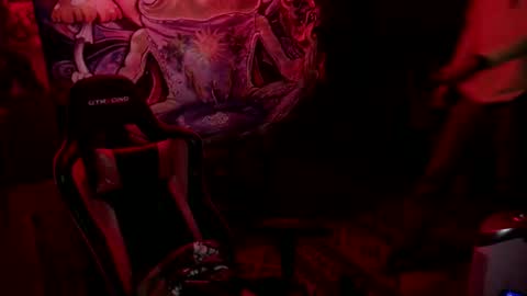 Snapshot of bentbunny21 chatting on February 25, 2:43 am Bent Bunny online show from February 25, 2:43 am