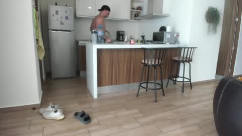 Ben Braxton online show from December 13, 8:37 pm