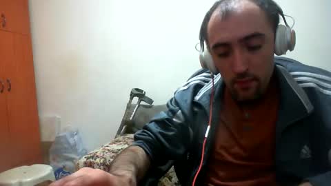 Snapshot of bentish chatting on December 14, 3:15 pm bentish online show from December 14, 3:15 pm