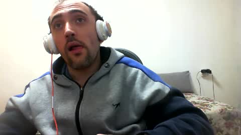 Snapshot of bentish chatting on January 29, 2:21 pm bentish online show from January 29, 2:21 pm