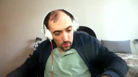 Snapshot of bentish chatting on January 31, 8:11 am bentish online show from January 31, 8:11 am