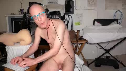 Bent online show from May 17, 3:59 am