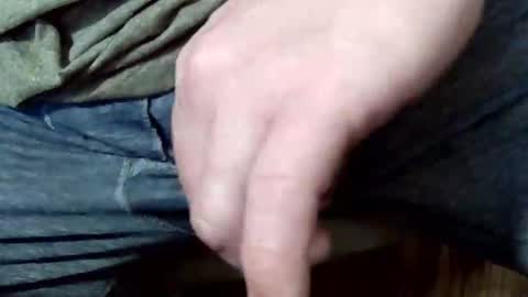 Snapshot of bentley507070 chatting on December 22, 5:32 pm Ben online show from December 22, 5:32 pm