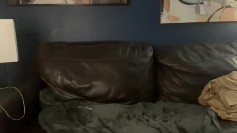 Snapshot of bentleyyjames007 chatting on January 11, 7:28 am bentleyyjames007 online show from January 11, 7:28 am