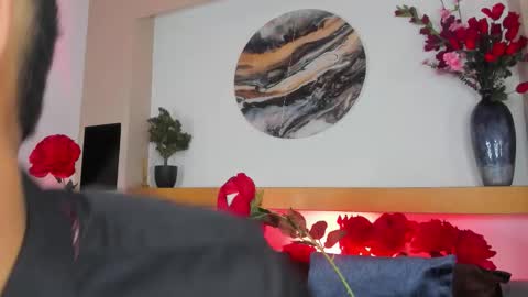 bento_fox online show from February 15, 3:47 am