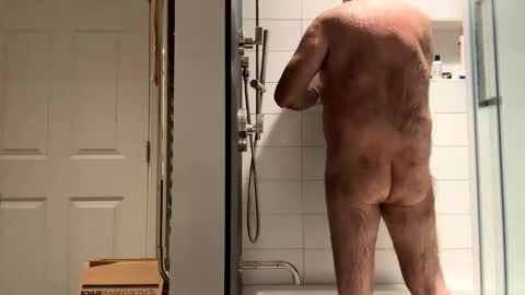 Snapshot of benz10001 chatting on September 9, 11:26 pm benz10001 online show from September 9, 11:26 pm