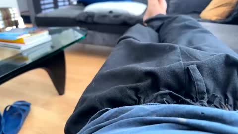 Snapshot of benz10001 chatting on September 21, 12:51 pm benz10001 online show from September 21, 12:51 pm