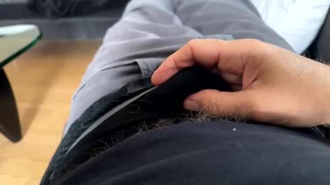 Snapshot of benz10001 chatting on November 26, 3:35 pm benz10001 online show from November 26, 3:35 pm