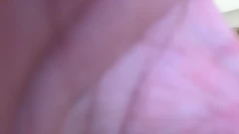 Snapshot of benz10001 chatting on November 28, 4:37 am benz10001 online show from November 28, 4:37 am