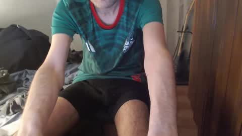 berceuse111 online show from April 3, 11:41 am