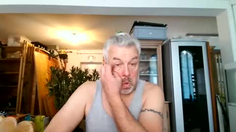 Martin online show from December 2, 11:56 am