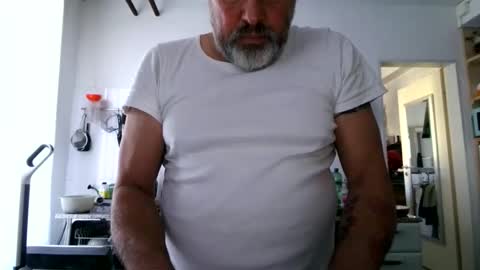 Martin online show from November 8, 9:20 am