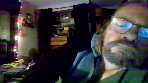 Snapshot of bergeeric1970 chatting on December 2, 3:34 am bergeeric1970 online show from December 2, 3:34 am