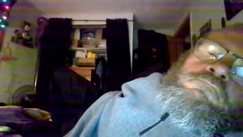 Snapshot of bergeeric1970 chatting on May 14, 7:04 am bergeeric1970 online show from May 14, 7:04 am