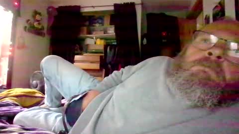 Snapshot of bergeeric1970 chatting on May 19, 10:49 pm bergeeric1970 online show from May 19, 10:49 pm