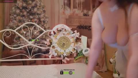 Snapshot of berkova_le chatting on December 23, 12:08 am Berkova L online show from December 23, 12:08 am