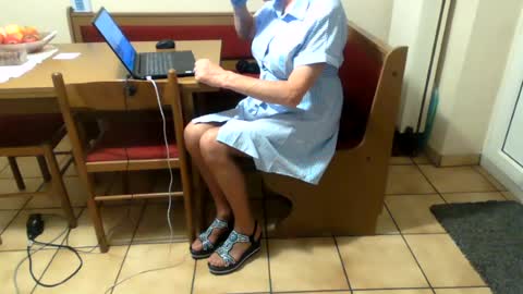 Bernadetanylon online show from July 16, 3:12 am
