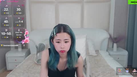 berniceafra online show from September 19, 1:34 pm