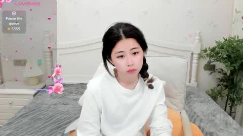 Snapshot of berniceafra chatting on April 22, 8:32 pm berniceafra online show from April 22, 8:32 pm