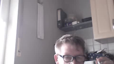 Snapshot of bernie6004 chatting on July 16, 8:09 am bernie6004 online show from July 16, 8:09 am
