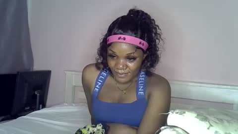 Snapshot of beroh_pendo chatting on May 27, 9:45 pm beroh_pendo online show from May 27, 9:45 pm