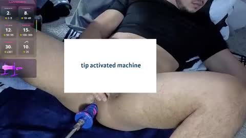 berriess_ online show from April 4, 1:15 am