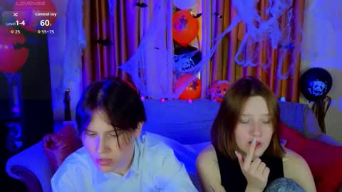 Snapshot of berry_assortment chatting on October 15, 11:43 am Your sweet Tara and Eva online show from October 15, 11:43 am