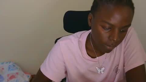 Juicey online show from March 18, 7:28 pm