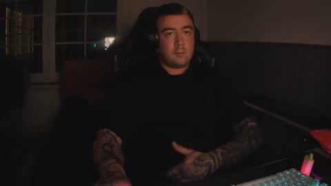 berto3389 online show from April 9, 12:43 am