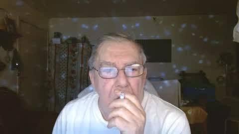 Snapshot of best127 chatting on February 10, 8:42 pm jean online show from February 10, 8:42 pm