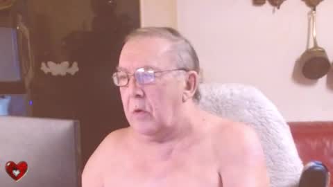 Snapshot of best127 chatting on February 21, 8:27 pm jean online show from February 21, 8:27 pm