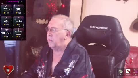 Snapshot of best127 chatting on February 13, 10:28 pm jean online show from February 13, 10:28 pm