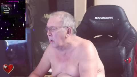 Snapshot of best127 chatting on February 24, 7:34 pm jean online show from February 24, 7:34 pm